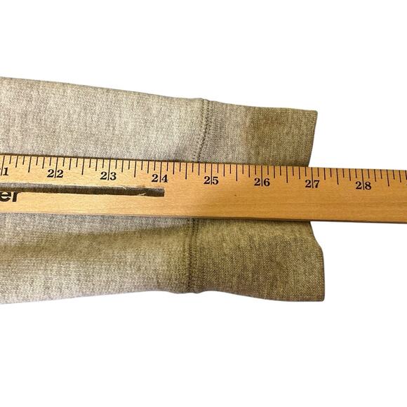 Lady 12 Woman’s Gray Seattle Seahawk Sweat Jacket Hoodie Full Zip Size L Pockets - Picture 8 of 11